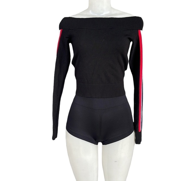 Forever 21 Off Shoulder Sweater Top Size M - Picture 1 of 8